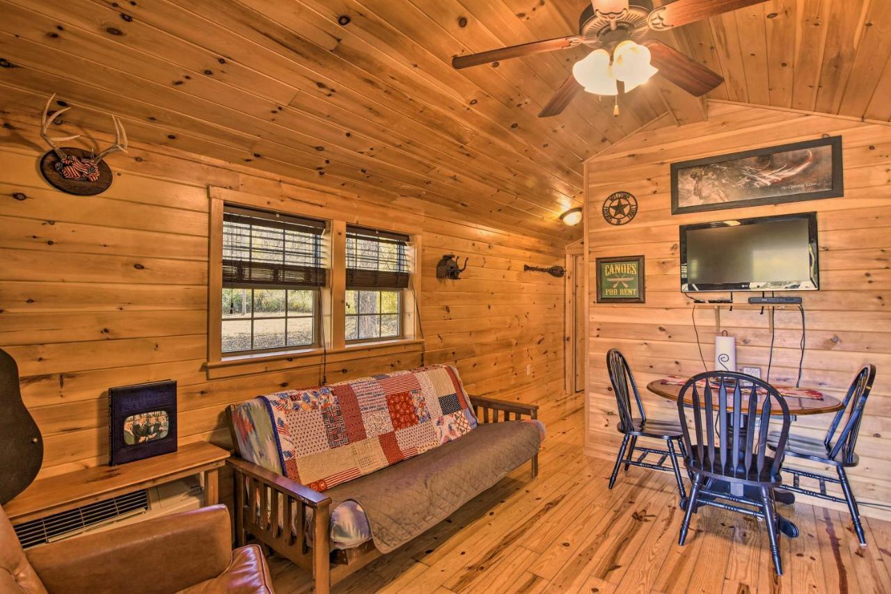Rural Cabin Hideaway With Fire Pit And Mtn Views! Parsons Dış mekan fotoğraf